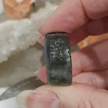 Load image into Gallery viewer, Elephant labradorite crystal carving gemstone 30mm 2