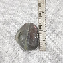 Load image into Gallery viewer, Heart labradorite purple flash crystal carving gemstone 25mm 8