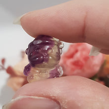 Load image into Gallery viewer, Mini Collectables crystal carving SANTA fluorite gemstone 18mm 316