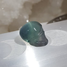 Load image into Gallery viewer, Mini Collectables crystal carving SKULL fluorite gemstone 15mm 491