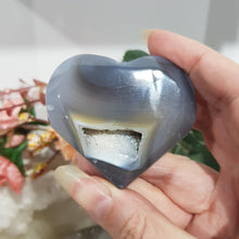 Load image into Gallery viewer, Druzy Agate Heart Crystal Carving Stone 65mm 10