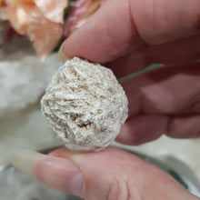 Load image into Gallery viewer, Desert Rose Selenite crystal stone Gemstone Specimen 30mm 5