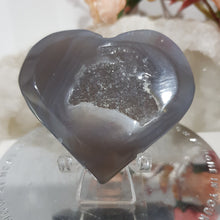 Load image into Gallery viewer, Druzy Agate Heart Crystal Carving Stone 60mm 12