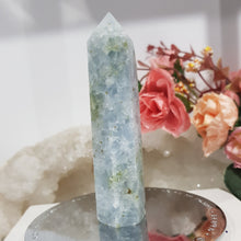 Load image into Gallery viewer, Celestite Crystal Point Tower Gemstone 92mm 4 lovely shine