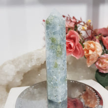 Load image into Gallery viewer, Celestite Crystal Point Tower Gemstone 92mm 4 lovely shine