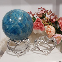 Load image into Gallery viewer, Sphere Stand SILVER alloy heart 45mm