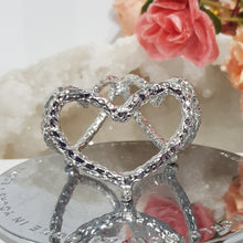 Load image into Gallery viewer, Sphere Stand SILVER alloy heart 45mm