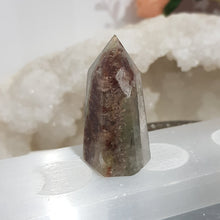 Load image into Gallery viewer, Garden Quartz Crystal Point Stone 41mm 11