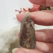 Load image into Gallery viewer, Garden Quartz Crystal Point Stone 41mm 11