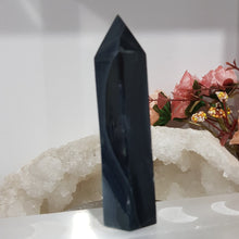 Load image into Gallery viewer, Black Agate Crystal Point Tower Stone 95mm 1