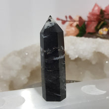 Load image into Gallery viewer, Zebra Agate Crystal Point Stone 50mm 6