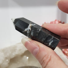 Load image into Gallery viewer, Zebra Agate Crystal Point Stone 50mm 6