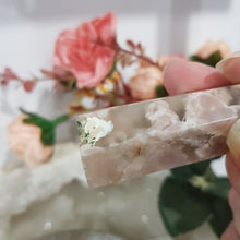 Load image into Gallery viewer, Flower Agate Crystal Point Stone 70mm 13  AMAZING FLOWERS