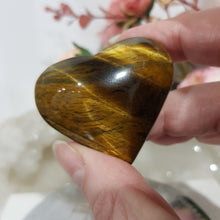 Load image into Gallery viewer, Heart Tigers Eye Crystal Carving Heart Stone on Stand 45mm 1