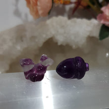 Load image into Gallery viewer, Mini Collectables crystal carving SQUIRREL & NUT fluorite gemstone 16mm 666