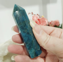 Load image into Gallery viewer, apatite-crystal-tower-point-stone