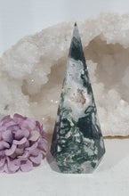 Load image into Gallery viewer, Moss Agate Crystal Tower Point Pinnacle Stone
INSPIRES GROUNDING AND CONNECTION TO EARTH
Lovely Moss Agate Crystal Pinnacle Point Tower Stone.