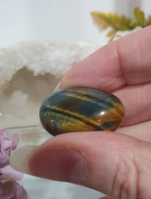Load image into Gallery viewer, Blue Tigers Eye Crystal Tumble Stone
Inspires Courage
Gorgeous Blue Tigers Eye Crystal Tumble Stone. Lovely shine
