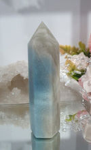 Load image into Gallery viewer, Trolleite Crystal Point Tower Stone.
INSPIRES MANIFESTATION AND SPIRITUAL GUIDANCE
Lovely Trolleite point tower.