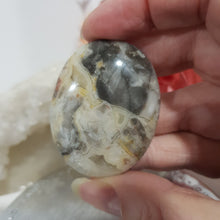 Load image into Gallery viewer, Crazy Lace Agate Palm Stone Crystal Carving 45mm 1