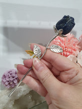 Load image into Gallery viewer, Rose Flower Sodalite Crystal Carving with silver stem.
Promotes Emotional Balance
Sodalite Flower / Rose Crystal Carving with silver stem and leaves.