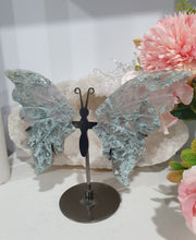 Load image into Gallery viewer, Moss Agate Butterfly Wings Crystal Carving Stone on Stand.
INSPRIES GROUNDING AND CONNECTION TO EARTH
Beautiful Moss Agate Stone Butterfly Wings Crystal Carving Stone on stand. Such lovely patterns.
