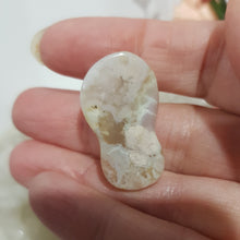 Load image into Gallery viewer, Thong Flip Flop Flower Agate Crystal Carving Stone 30mm 5