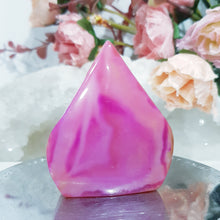 Load image into Gallery viewer, Pink Agate (Dyed) Flame Crystal Carving Stone 50mm 5