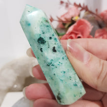 Load image into Gallery viewer, Phoenix Stone Crystal Point Tower Stone 75mm 4 STUNNING COLOUR