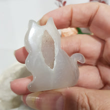 Load image into Gallery viewer, Cat Agate Crystal Carving Stone 50mm 8 DRUZY!