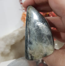 Load image into Gallery viewer, Labradorite Freeform Crystal Carving Stone 70mm 5 PURPLE LOVELY