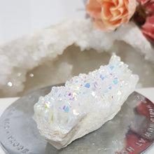 Load image into Gallery viewer, crystal-creature-titanium-aura-quartz-carving-stone