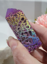 Load image into Gallery viewer, Titanium Aura Sphalerite Tower Point Stone 70mm
Inspires Spiritual Development and Uplifts
Lovely Titanium Aura Sphalerite crystal point tower.