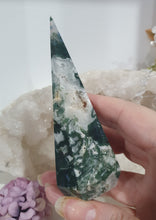 Load image into Gallery viewer, Moss Agate Crystal Tower Point Pinnacle Stone
INSPIRES GROUNDING AND CONNECTION TO EARTH
Lovely Moss Agate Crystal Pinnacle Point Tower Stone.