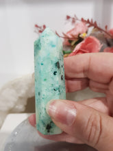 Load image into Gallery viewer, Phoenix Stone Crystal Point Tower Stone 75mm 4 STUNNING COLOUR