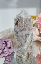 Load image into Gallery viewer, Mexican Agate Crystal Tower Point Stone 90mm
INSPIRES SELF CONFIDENCE AND JOY
Stunning Mexican Agate Crystal Point Tower. Gorgeous Druzy