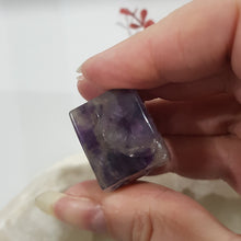 Load image into Gallery viewer, Die Dice Crystal Carving Amethyst Stone 20mm 2 INCLUSIONS UNEVEN