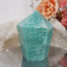 Load image into Gallery viewer, amazonite-crystal-cupcake-carving