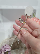 Load image into Gallery viewer, Rose Flower Quartz Crystal Carving stone with silver stem.
Promotes Power, Purity and Spiritual Awareness
Beautiful Quartz Flower / Rose Crystal Carving stone with silver stem and leaves.