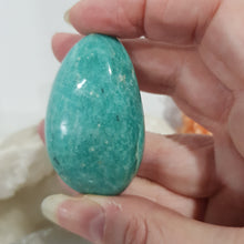 Load image into Gallery viewer, Amazonite Crystal Palm Stone