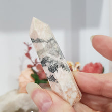 Load image into Gallery viewer, zebra agate crystal point tower