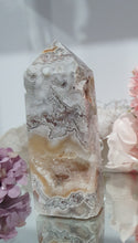 Load image into Gallery viewer, Mexican Agate Crystal Tower Point Stone 90mm
INSPIRES SELF CONFIDENCE AND JOY
Stunning Mexican Agate Crystal Point Tower. Gorgeous Druzy