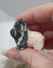 Load image into Gallery viewer, Highland Cow Zebra Agate Animal Crystal Carving Stone
Promotes Clarity and Communication
Beautiful Zebra Agate Highland Cow Crystal Carving.
