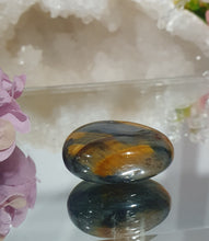 Load image into Gallery viewer, Blue Tigers Eye Crystal Tumble Stone
Inspires Courage
Gorgeous Blue Tigers Eye Crystal Tumble Stone. Lovely shine