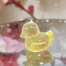 Load image into Gallery viewer, Mini Collectables crystal carving DUCK yellow fluorite 60