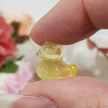 Load image into Gallery viewer, Mini Collectables crystal carving DUCK yellow fluorite 60