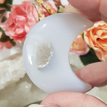 Load image into Gallery viewer, Druzy Agate crystal crescent moon carving stone 65mm 4