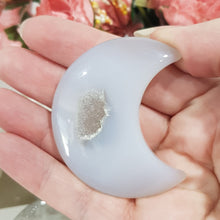 Load image into Gallery viewer, Druzy Agate crystal crescent moon carving stone 65mm 4