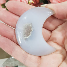 Load image into Gallery viewer, Druzy Agate crystal crescent moon carving stone 65mm 4