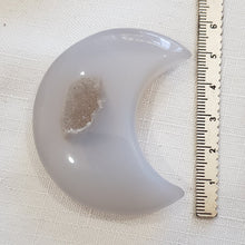 Load image into Gallery viewer, Druzy Agate crystal crescent moon carving stone 65mm 4